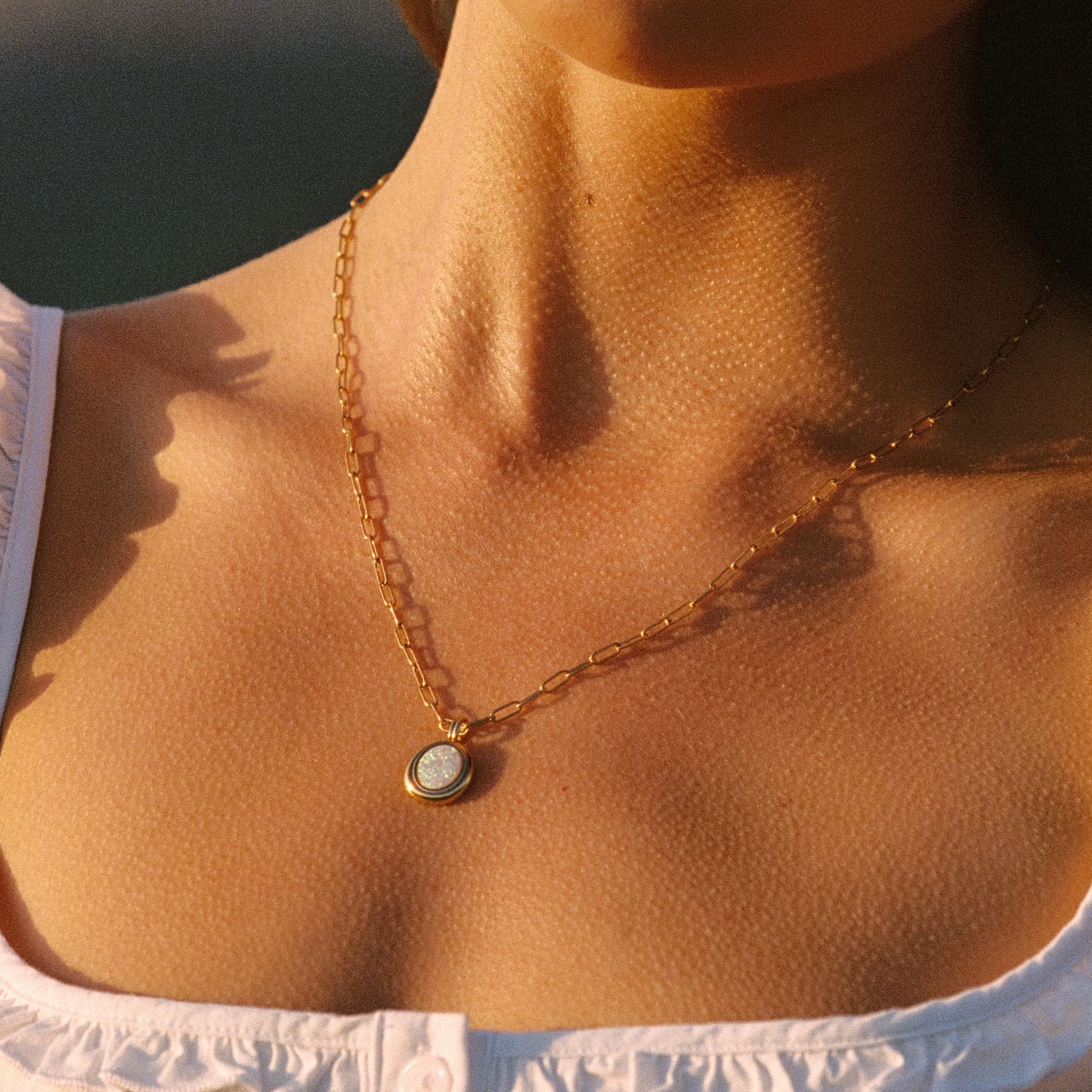 Trending Gold Necklaces